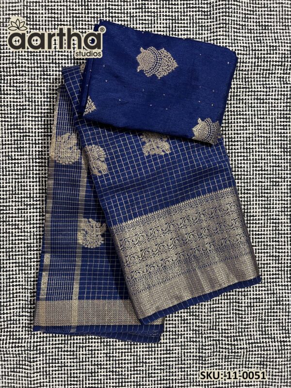 Elegant Semi Mysore Crape Silk Saree with Checkered Pattern