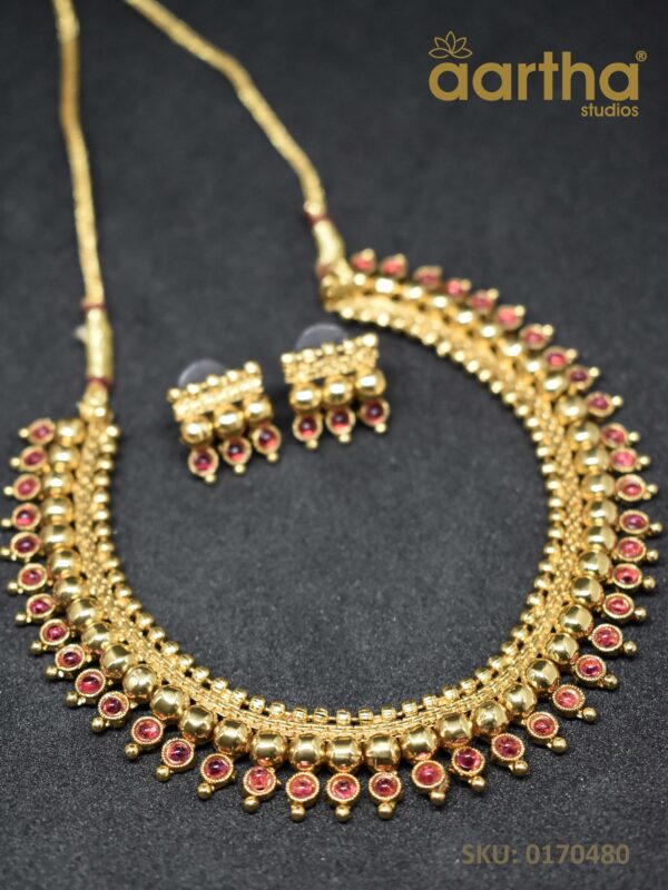 Red Stone Necklace Set