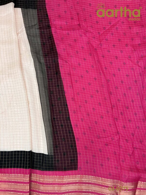 Checks Semi Georgette Sarees