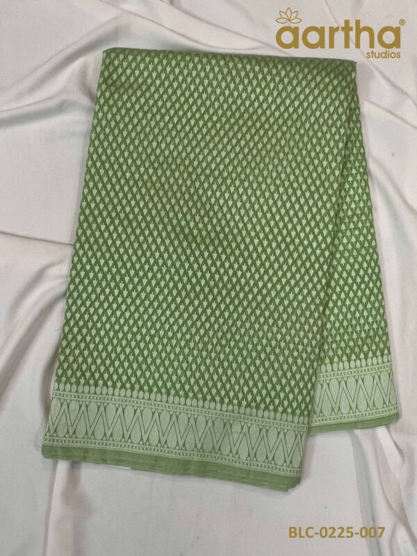 Traditional Banarasi Linen Cotton Saree with Blouse